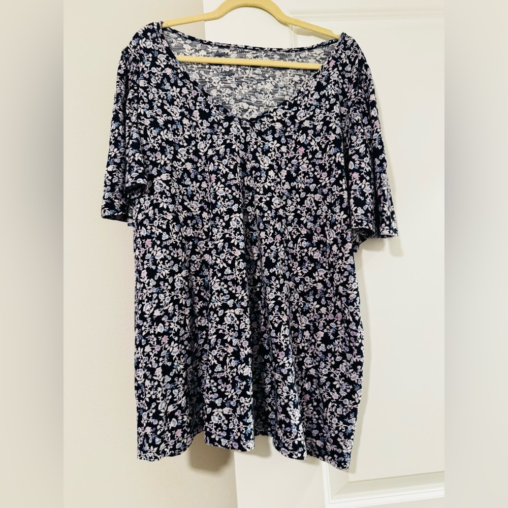 Lane Bryant Floral V-Neck Blouse - Black and White - Picture 2 of 8